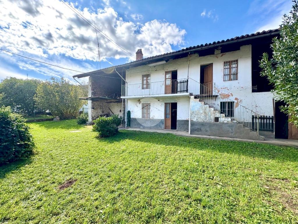Semi-detached house Borgata Fiori, Reano - photo 1