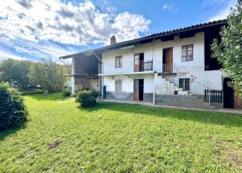 Semi-detached house Borgata Fiori, Reano - photo 1