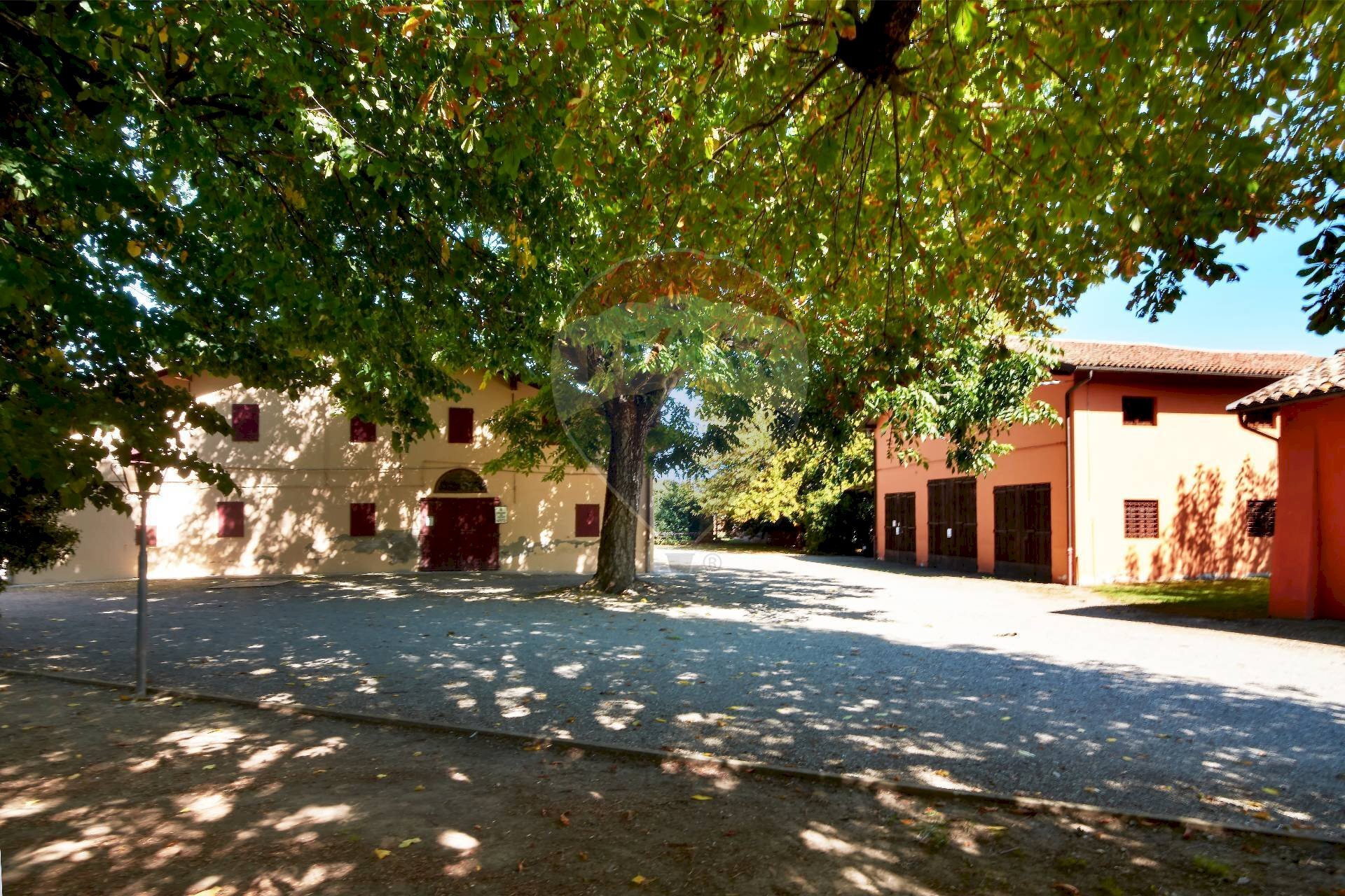 Rustico Via Provinciale, 73
Crespellano, Valsamoggia (zona Albareto - Mulini Nuovi) - foto 2