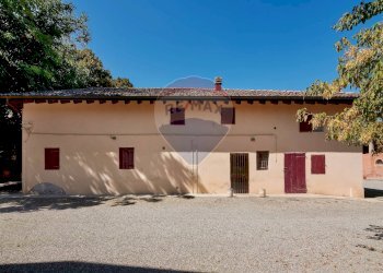 Rustico Via Provinciale, 73
Crespellano, Valsamoggia (zona Albareto - Mulini Nuovi) - foto 1