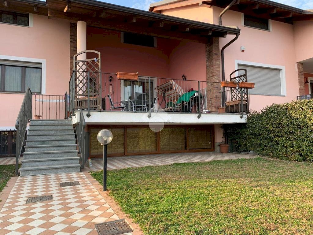 Villa a Schiera Via Costa, San Francesco al Campo - foto 1