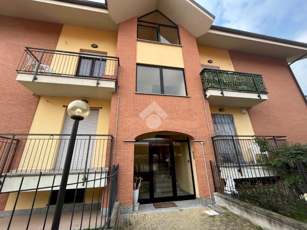 Bilocale Via Giuseppe Verdi, San Francesco al Campo - foto 2