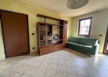 Bilocale Via Giuseppe Verdi, San Francesco al Campo - foto 5
