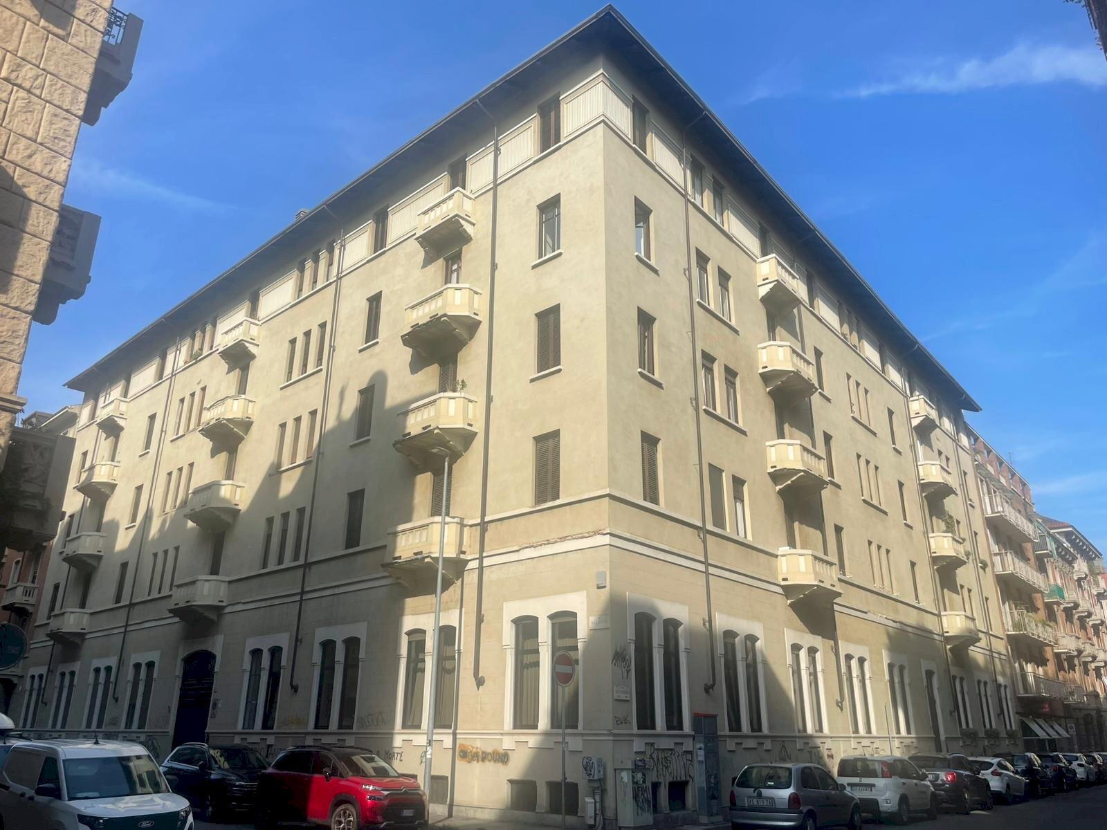 Four-room apartment via Saluzzo, 101, Torino (neighborhood San Salvario) - photo 1