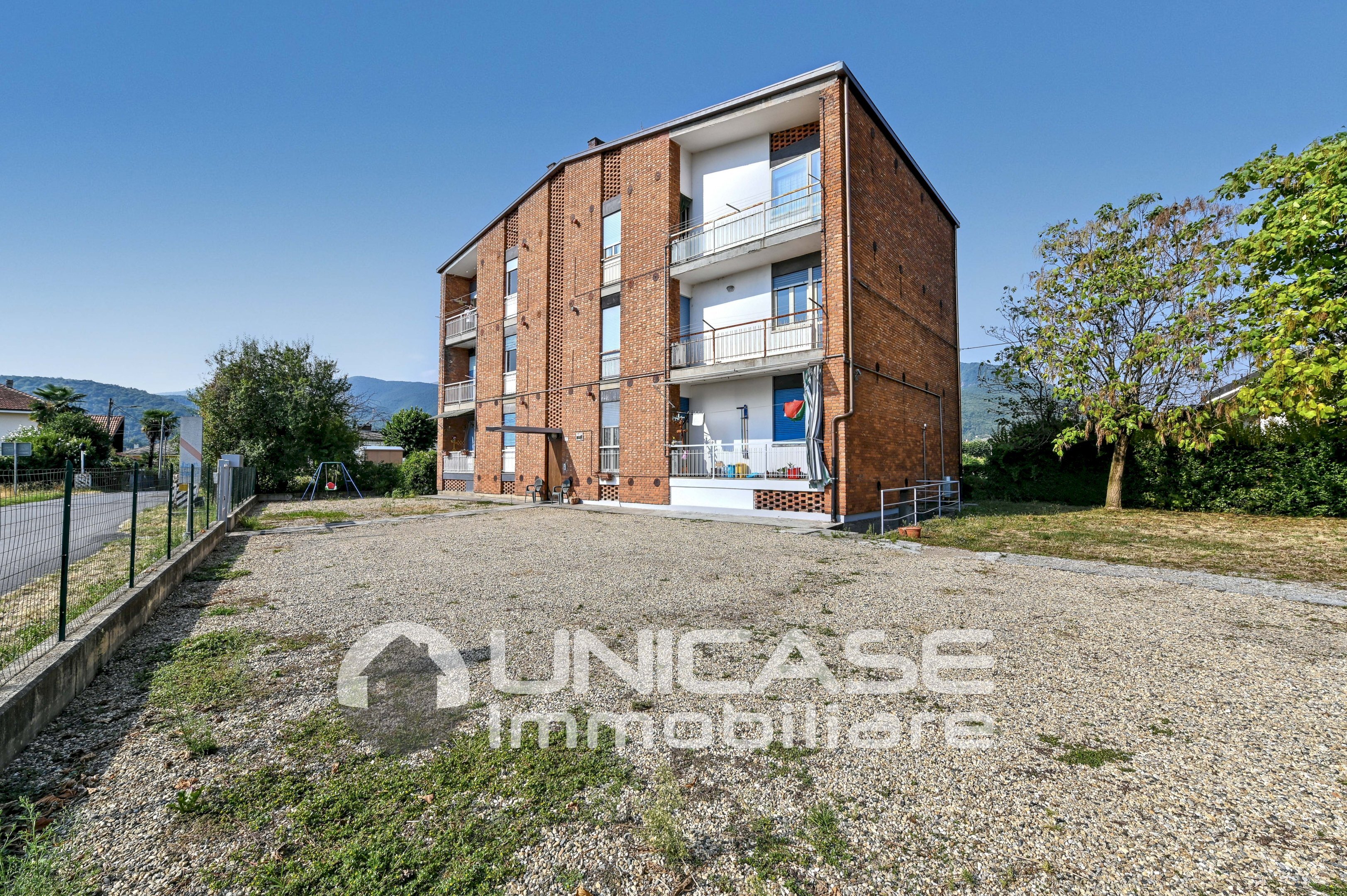 Facciata - Quadrilocale via Malan, 22, frazione Airali, Luserna San Giovanni - foto 1