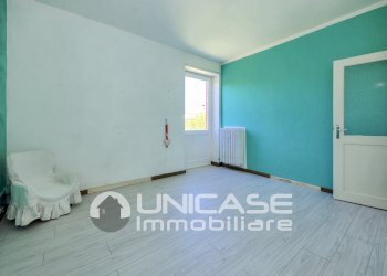 Camera da letto - Quadrilocale via Malan, 22, frazione Airali, Luserna San Giovanni - foto 18
