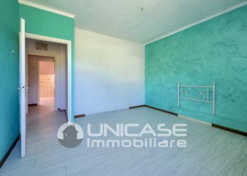 Camera da letto - Quadrilocale via Malan, 22, frazione Airali, Luserna San Giovanni - foto 19
