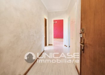 Corridoio - Quadrilocale via Malan, 22, frazione Airali, Luserna San Giovanni - foto 6