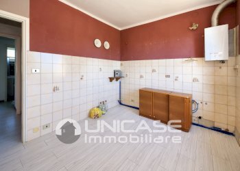 Cucina - Quadrilocale via Malan, 22, frazione Airali, Luserna San Giovanni - foto 12