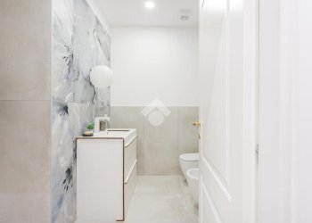 Three-room apartment Viale Risorgimento, Reggio nell'Emilia - photo 17