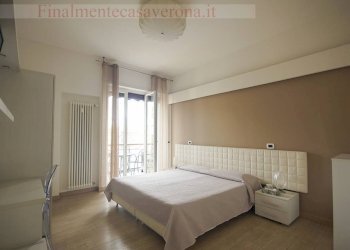 camera matrimoniale - Trilocale Piazza Renato Simoni
 
333, Verona - foto 11