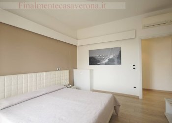 camera matrimoniale - Trilocale Piazza Renato Simoni
 
333, Verona - foto 13