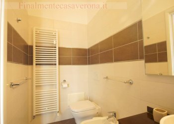 bagno - Trilocale Piazza Renato Simoni
 
333, Verona - foto 19