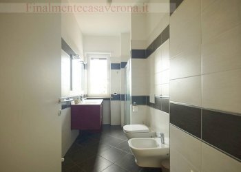 bagno - Trilocale Piazza Renato Simoni
 
333, Verona - foto 20