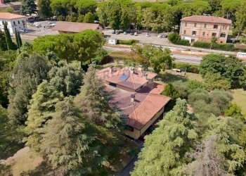 Edificio all\'aperto - Villa Via Masironi
 
15, Brisighella - foto 50