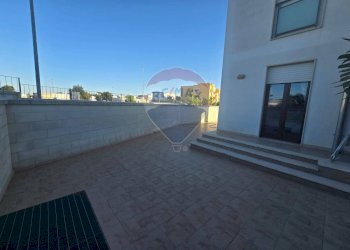 Terrazza - Trilocale via filippi
 
6, Lecce - foto 14