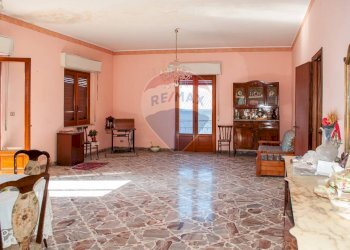 Soggiorno - Casa indipendente Via Carico
 
84, Acireale - foto 11
