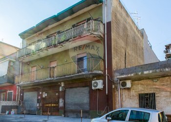 Edificio all\'aperto - Appartamento via del cedro
 
16, Catania - foto 5