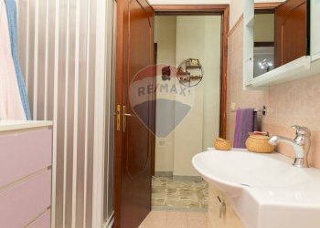 Bagno - Appartamento via del cedro
 
16, Catania - foto 28