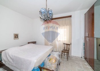 Camera / camera da letto - Trilocale Via Bixio
 
1, Caltagirone - foto 14