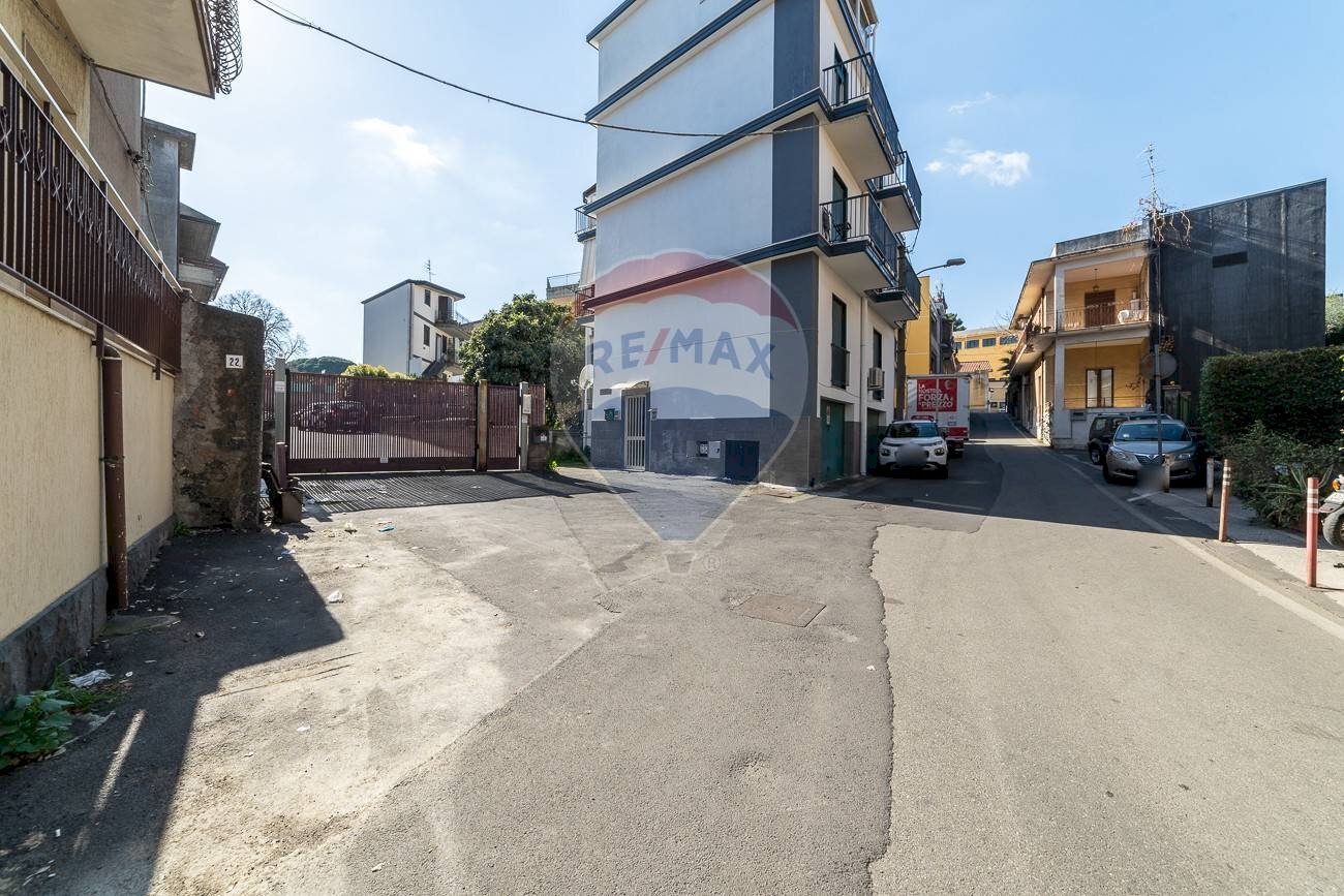 Edificio all\'aperto - Apartment via caramme
 
22, Valverde - photo 3