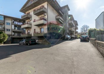 Edificio all\'aperto - Appartamento via caramme
 
22, Valverde - foto 6