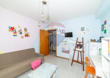 Soggiorno - Appartamento via caramme
 
22, Valverde - foto 14