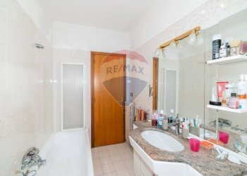 Bagno - Appartamento via caramme
 
22, Valverde - foto 16