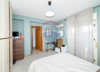 Camera / camera da letto - Appartamento via caramme
 
22, Valverde - foto 23