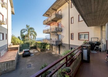 Balcone - Appartamento via caramme
 
22, Valverde - foto 26