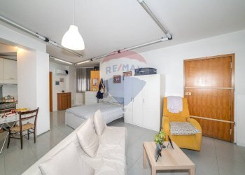 Sala da pranzo - Appartamento via caramme
 
22, Valverde - foto 28