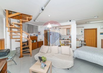 Sala da pranzo - Appartamento via caramme
 
22, Valverde - foto 29