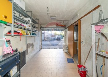 Parcheggio - Appartamento via caramme
 
22, Valverde - foto 32