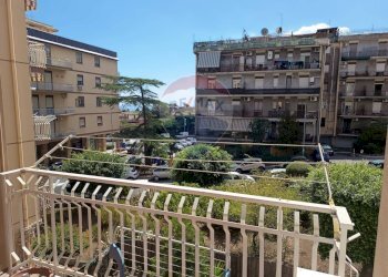 Balcone - Quadrilocale Via Domenico Savio
 
17, Gravina di Catania - foto 24