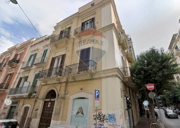 Edificio all\'aperto - Monolocale Via Dante Alighieri
174, Bari - foto 10