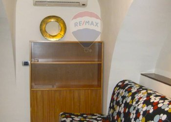 Camera / camera da letto - Monolocale Via Dante Alighieri
174, Bari - foto 14