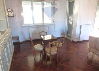 Sala da pranzo - Quadrilocale Via Caldarola
 
26, Bari - foto 7