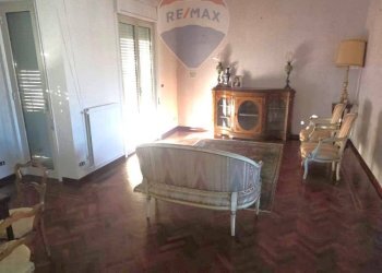 Camera / camera da letto - Quadrilocale Via Caldarola
 
26, Bari - foto 8