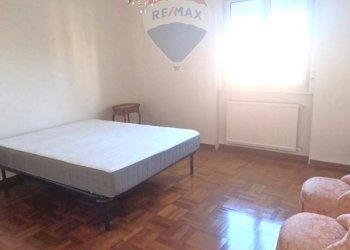 Camera / camera da letto - Quadrilocale Via Caldarola
 
26, Bari - foto 19