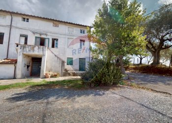 Casa all\'aperto - Casa semi indipendente Via per Villa Pucci
 
15, Capannori - foto 2