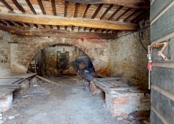 Cantina - Casa semi indipendente Via per Villa Pucci
 
15, Capannori - foto 21