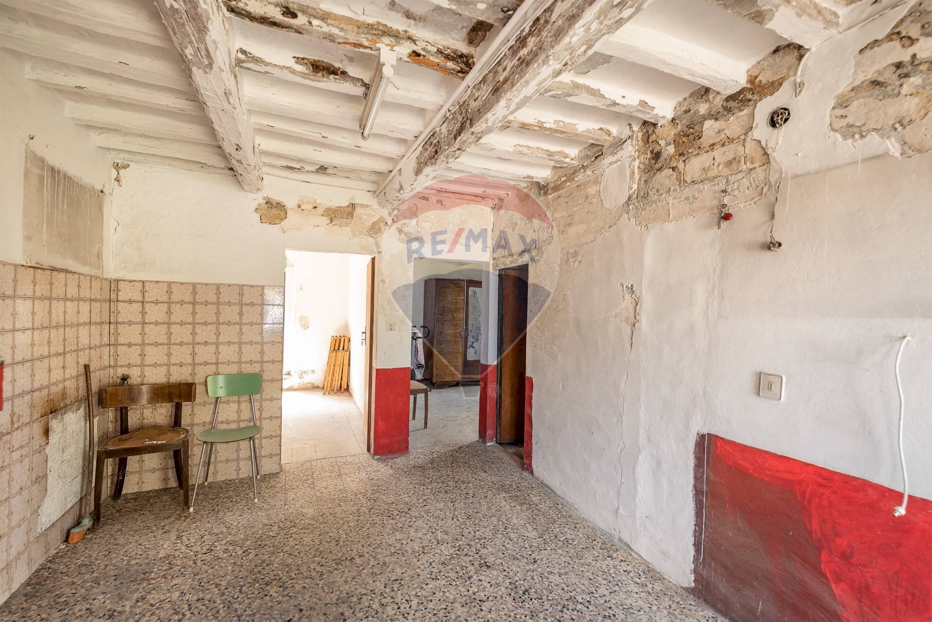 Stanza vuota - Semi-detached house XX Settembre
49, Montecarotto - photo 2