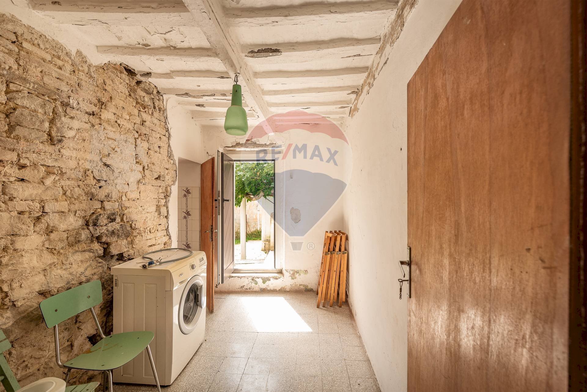 Lavanderia - Semi-detached house XX Settembre
49, Montecarotto - photo 3