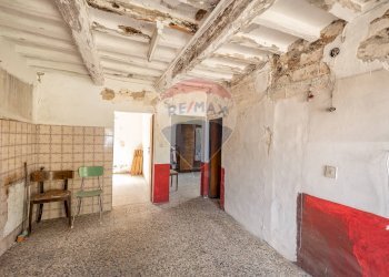 Stanza vuota - Casa semi indipendente XX Settembre
 
49, Montecarotto - foto 2