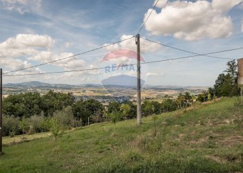 Vista delle montagne - Casa semi indipendente XX Settembre
 
49, Montecarotto - foto 6