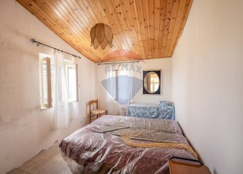 Camera / camera da letto - Casa semi indipendente XX Settembre
 
49, Montecarotto - foto 10