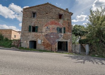 Casa all\'aperto - Casa semi indipendente XX Settembre
 
49, Montecarotto - foto 15