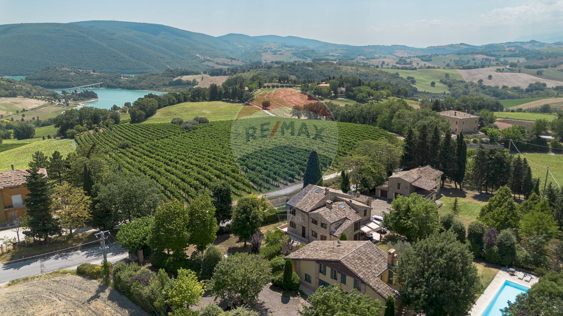 vista lago di Castreccioni - Villa strada provinciale 2
 
5, Apiro - foto 3