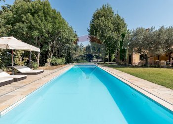 Piscina - Villa strada provinciale 2
 
5, Apiro - foto 7