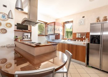 CUCINA - Villa strada provinciale 2
 
5, Apiro - foto 18
